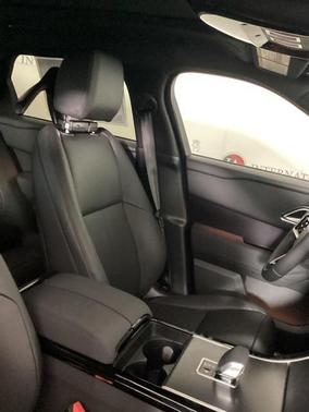 2026 Land Rover Range Rover Velar P250 SE R-Dynamic