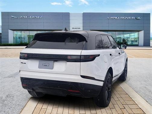 2026 Land Rover Range Rover Velar P250 SE R-Dynamic