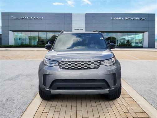 2025 Land Rover Discovery P300 S