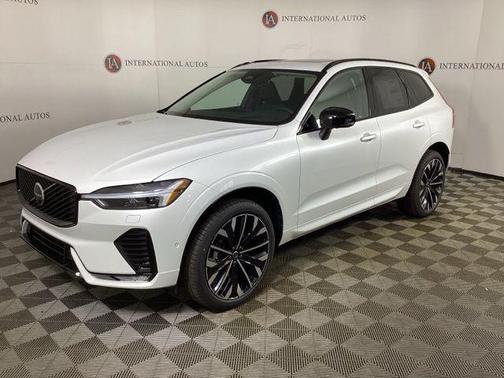 2026 Volvo XC60 B5 Ultra