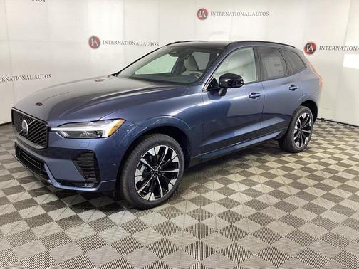 2026 Volvo XC60 B5 Plus