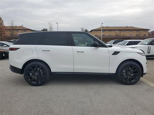 2025 Land Rover Range Rover Sport SE