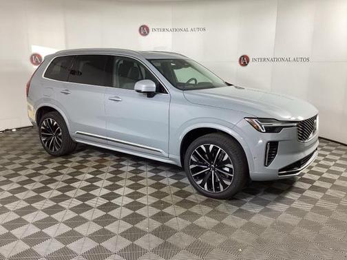 2026 Volvo XC90 B6 Ultra 7-Seater