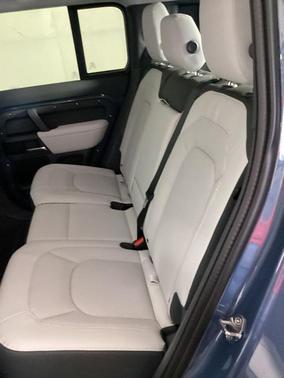 2025 Land Rover Defender 110 P400 S