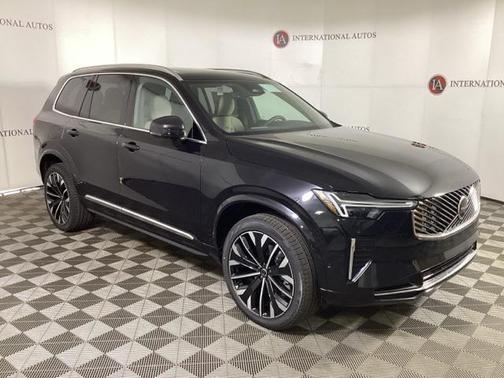 2025 Volvo XC90 B6 Plus 7-Seater