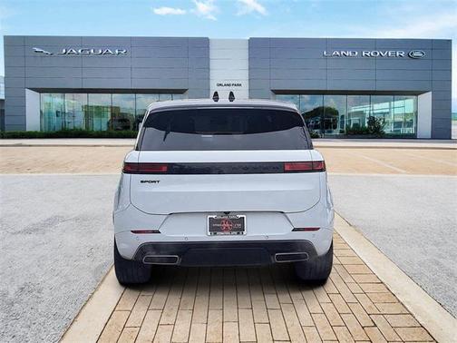 2024 Land Rover Range Rover Sport SE