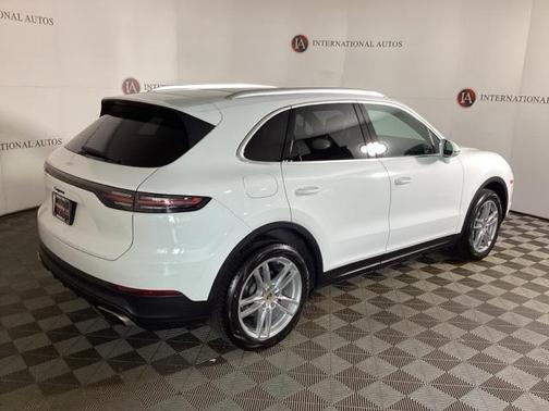 2020 Porsche Cayenne Base