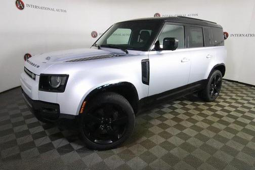 2024 Land Rover Defender 110 P400 X-Dynamic SE
