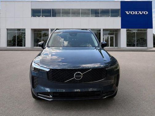 Denim Blue Metallic 2027 Volvo XC90 Ultra Dark Theme