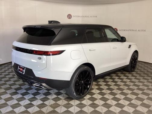 2023 Land Rover Range Rover Sport SE