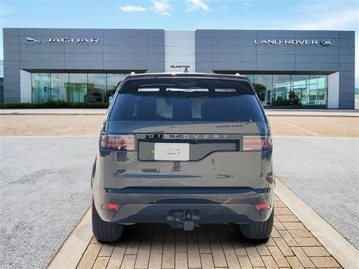 2025 Land Rover Discovery P360 Dynamic SE