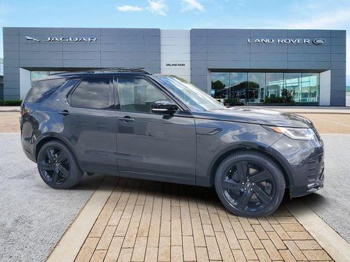 2025 Land Rover Discovery P360 Dynamic SE