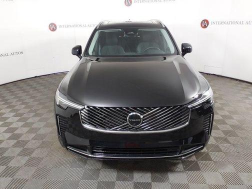 Onyx Black Metallic 2026 Volvo XC90 Plus, B6 AWD Gas (mild hybrid), Gasoline, Bright, 7 Seats