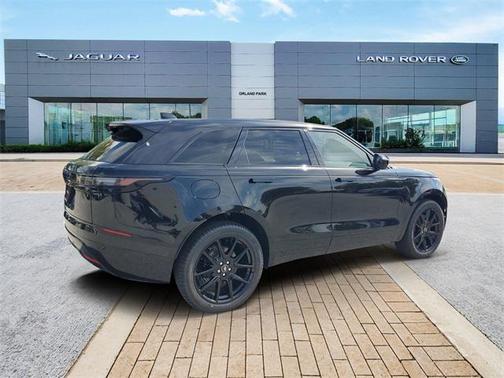 2026 Land Rover Range Rover Velar P400 Dynamic SE