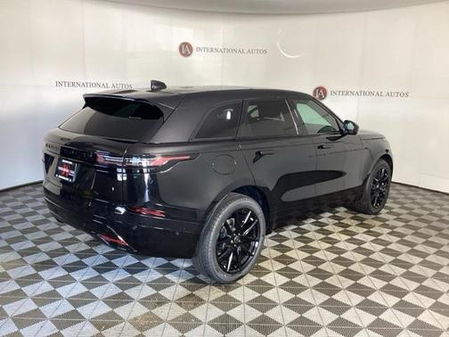 2026 Land Rover Range Rover Velar P400 Dynamic SE