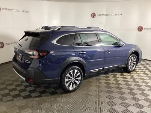 2025 Subaru Outback Touring XT