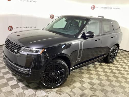 2025 Land Rover Range Rover P530 SE