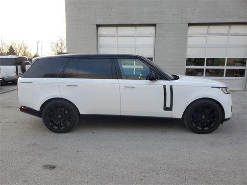 2023 Land Rover Range Rover P400 SE
