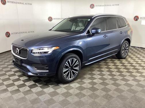 2020 Volvo XC90 T5 Momentum