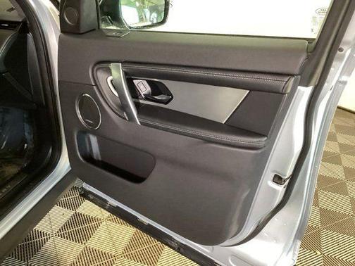 2024 Land Rover Discovery Sport Dynamic SE