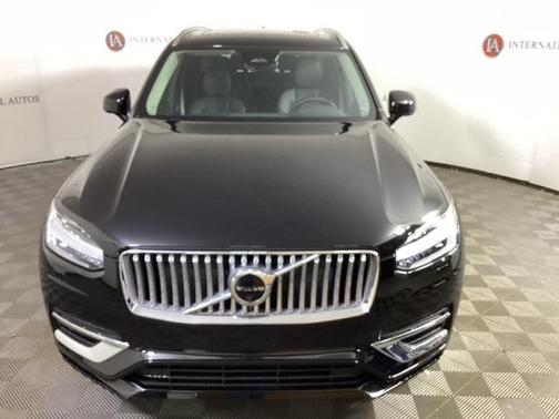 2025 Volvo XC90 Plug-In Hybrid Plus