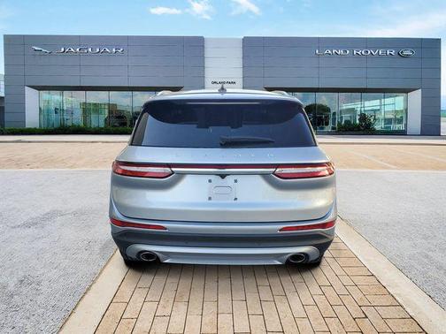 Silver Radiance Metallic Clearcoat 2023 Lincoln Corsair Reserve
