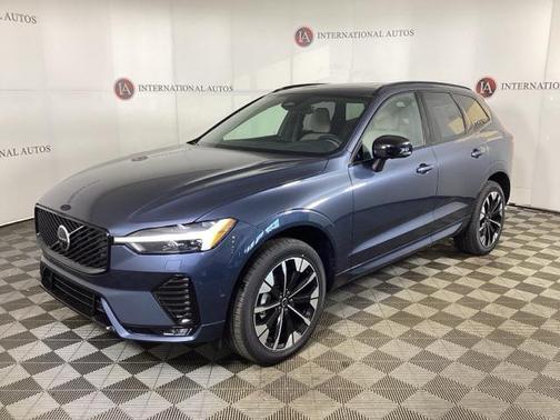 2026 Volvo XC60 B5 Plus