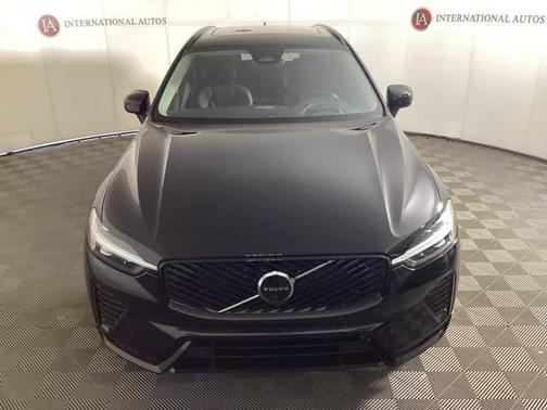 2026 Volvo XC60 B5 Ultra