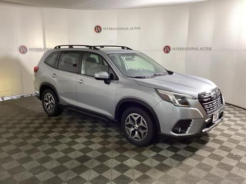 2022 Subaru Forester Premium
