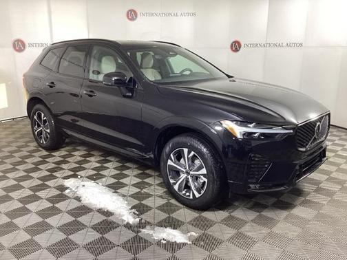 2026 Volvo XC60 B5 Core