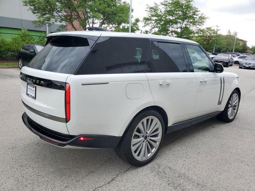 White 2026 Land Rover Range Rover P400 SE