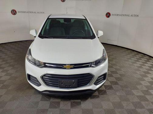 Summit White 2020 Chevrolet Trax LS