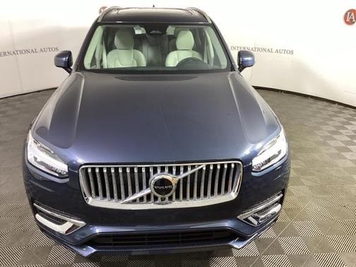 2025 Volvo XC90 Plus