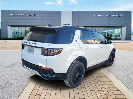 2026 Land Rover Discovery Sport Landmark