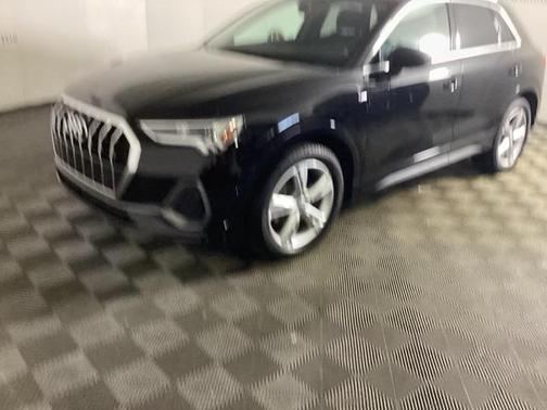 2019 Audi Q3 2.0T S line Prestige
