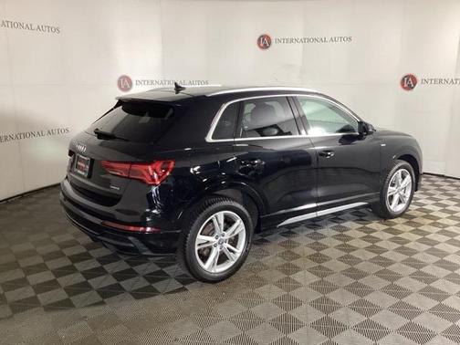 2019 Audi Q3 2.0T S line Prestige
