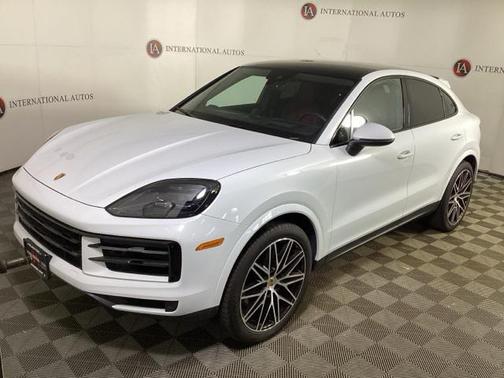 2024 Porsche Cayenne Base