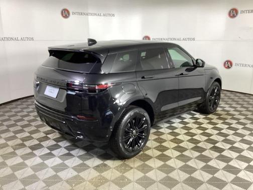 2026 Land Rover Range Rover Evoque Dynamic SE