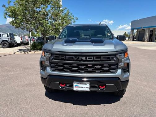 Sterling Gray Metallic 2024 Chevrolet Silverado 1500 Custom Trail Boss