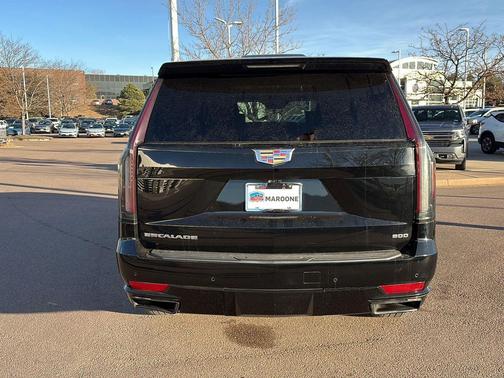 2023 Cadillac Escalade Sport