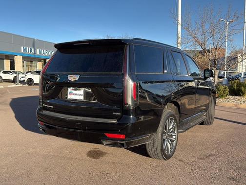 2023 Cadillac Escalade Sport