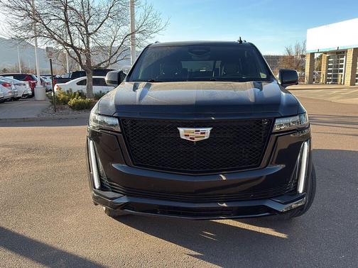 2023 Cadillac Escalade Sport