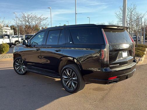 2023 Cadillac Escalade Sport