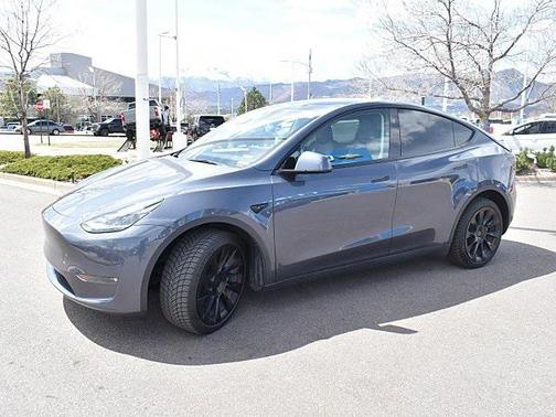 2023 Tesla Model Y Long Range Dual Motor All-Wheel Drive