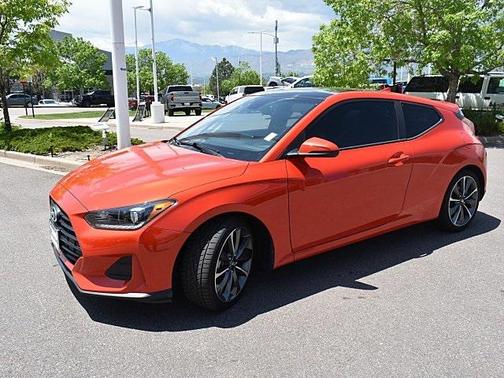 2020 Hyundai Veloster 2