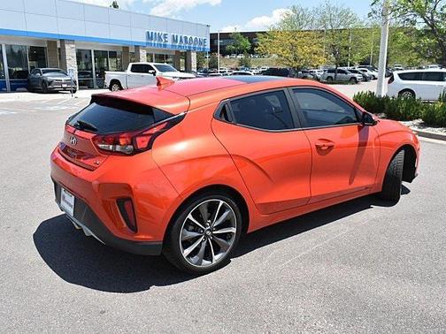 2020 Hyundai Veloster 2