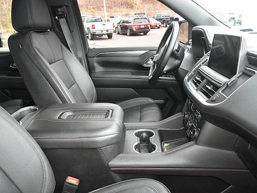 2023 Chevrolet Tahoe 4WD RST