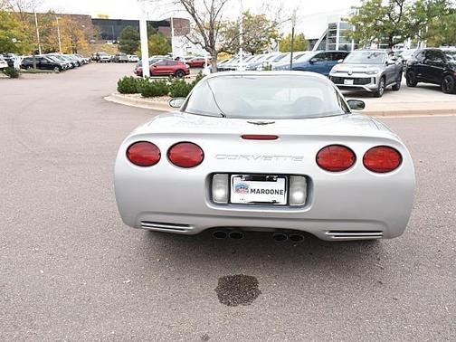 2000 Chevrolet Corvette Base