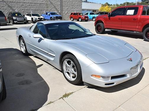 2000 Chevrolet Corvette Base