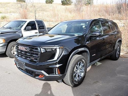 2025 GMC Acadia AWD AT4